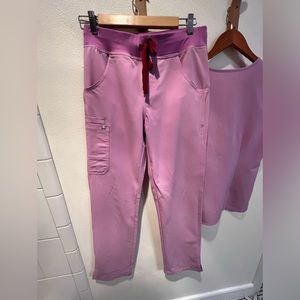 Figs Dusk XST Kade Cargo